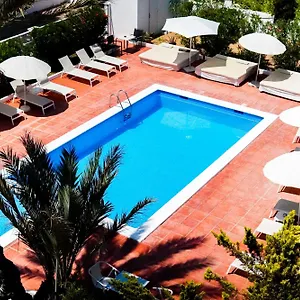 sandic-apartments-santa-eulalia-del-rio.balearic-islands.net/